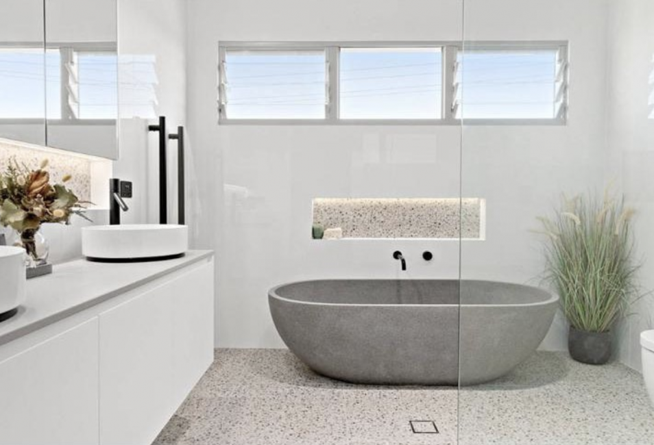 Bathtub