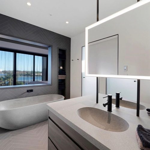 Ryese_Freestanding_Bath